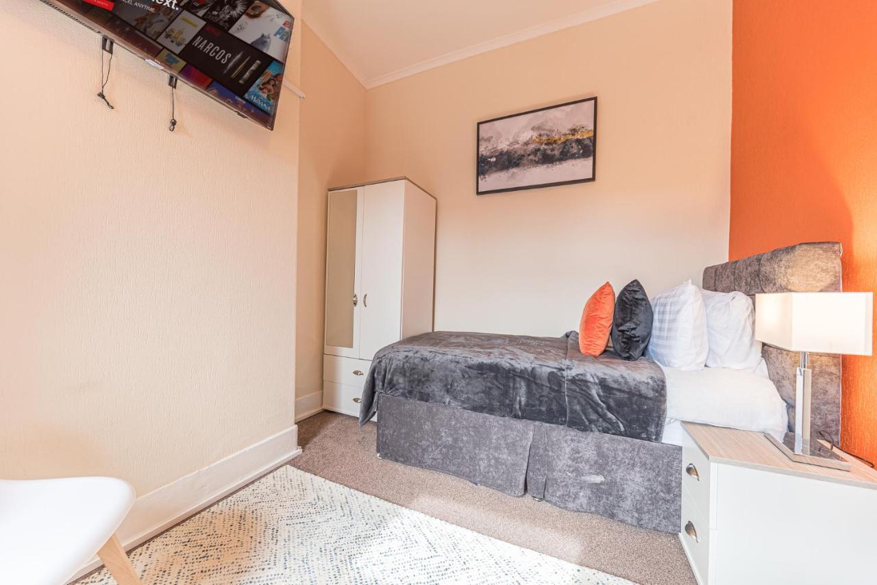 *King Bed* Luxury City Centre House Barrow-in-Furness Εξωτερικό φωτογραφία