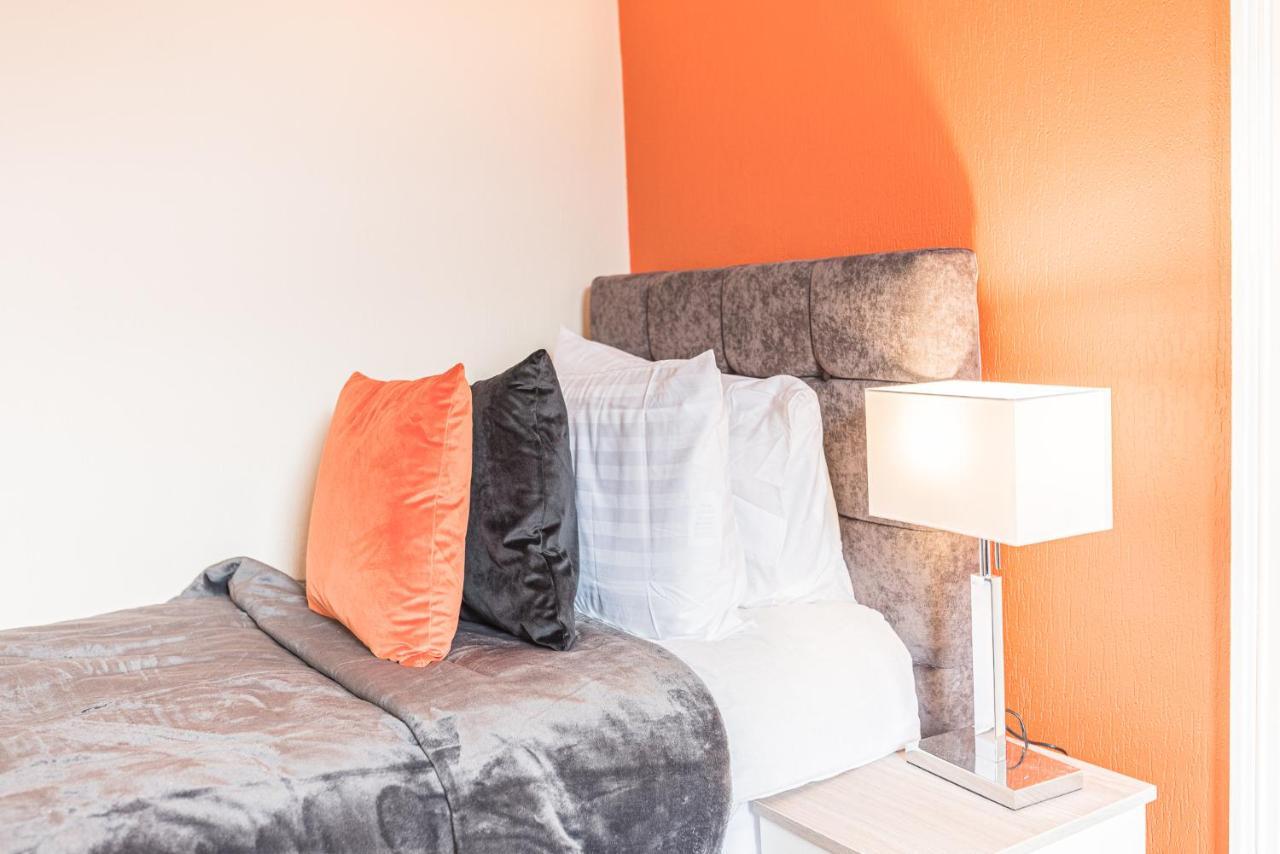 *King Bed* Luxury City Centre House Barrow-in-Furness Εξωτερικό φωτογραφία