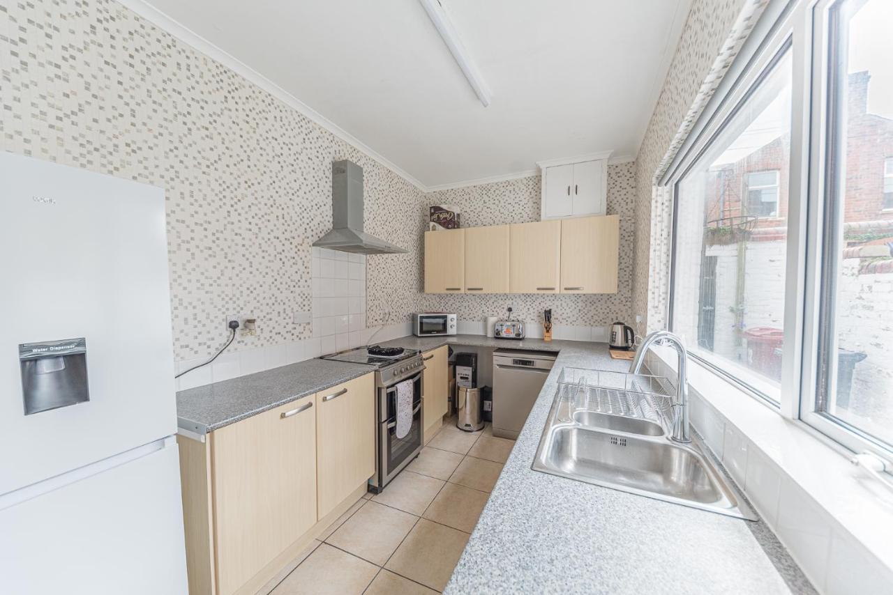 *King Bed* Luxury City Centre House Barrow-in-Furness Εξωτερικό φωτογραφία